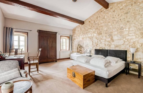 Lugon-et-l'ile-du-Carney Bed & Breakfast | 75 m² Bed and breakfast ∙ 4 guests