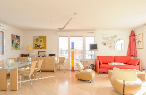 Port District Apartment | 75 m² Apartment ∙ 3 bedrooms ∙ 6 guests