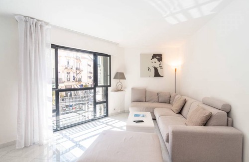 Cannes City Centre Apartment | 75 m² Apartment ∙ 2 bedrooms ∙ 6 guests