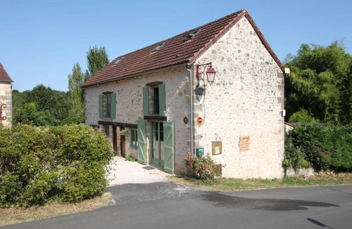 Saint-Andre-dAllas House | 75 m² House ∙ 3 bedrooms ∙ 6 guests
