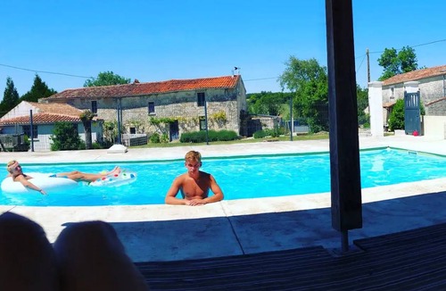 Saint-Mande-sur-Bredoire House | 80 m² House ∙ 2 bedrooms ∙ 4 guests