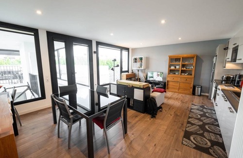 Bastide-Brazza Apartment | 80 m² Apartment ∙ 2 bedrooms ∙ 4 guests