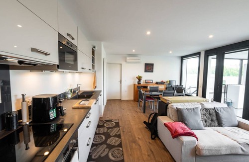 Bastide-Brazza Apartment | 80 m² Apartment ∙ 2 bedrooms ∙ 4 guests