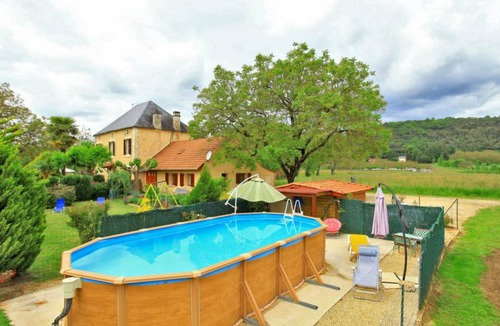 Calviac-en-Perigord Cottage | 80 m² Cabin ∙ 2 bedrooms ∙ 5 guests