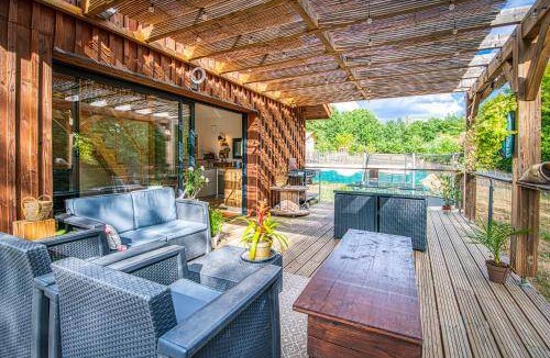 Coulounieix-Chamiers Ski Chalet | 80 m² Chalet ∙ 2 bedrooms ∙ 6 guests
