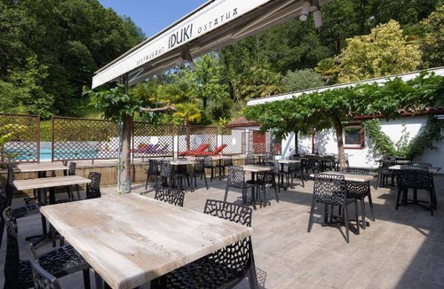 La Bastide-Clairence Apartment | 80 m² Serviced apartment ∙ 3 bedrooms ∙ 127 guests