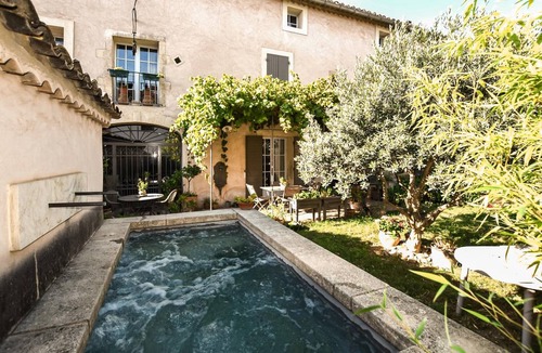 Morieres-les-Avignon Apartment | 80 m² Apartment ∙ 3 bedrooms ∙ 6 guests