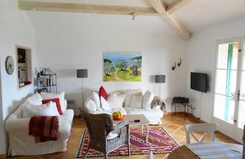 La Rouviere House | 80 m² House ∙ 1 bedroom ∙ 4 guests
