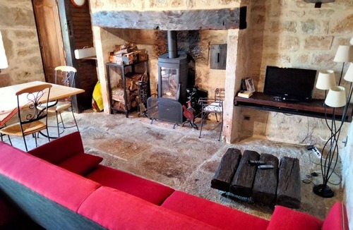 Rosiers (chasteaux) House | 80 m² Gîte ∙ 2 bedrooms ∙ 4 guests