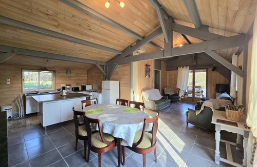 Saint-Chamassy House | 80 m² Gîte ∙ 2 bedrooms ∙ 4 guests