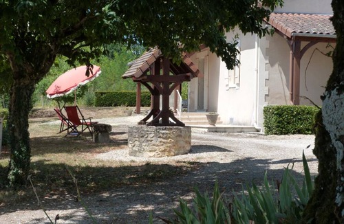 Thiviers House | 80 m² Gîte ∙ 3 bedrooms ∙ 5 guests