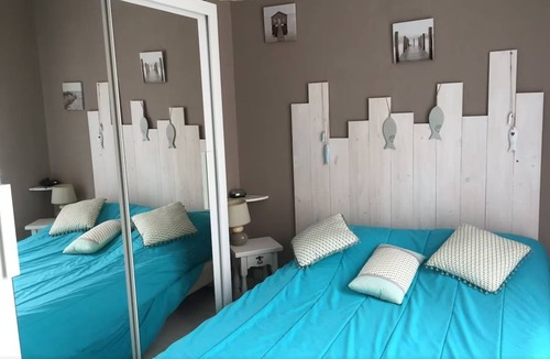 Port District House | 80 m² House ∙ 2 bedrooms ∙ 6 guests