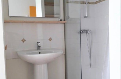 Pessac Resort | 80 m² Private room ∙ 1 bedroom ∙ 1 guest