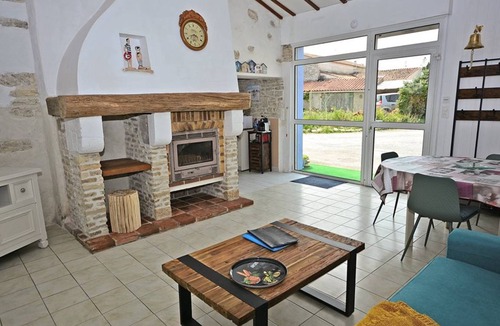 Saint-Georges-d'Oleron House | 82 m² House ∙ 2 bedrooms ∙ 6 guests