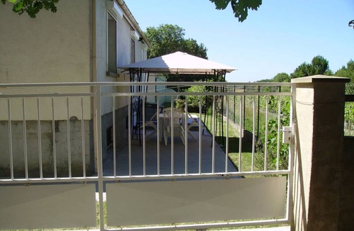 Breuillet Apartment | 82 m² Apartment ∙ 2 bedrooms ∙ 5 guests