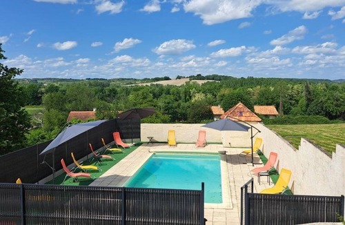 Saint-Meard-de-Drone Cottage | 83 m² Cabin ∙ 2 bedrooms ∙ 5 guests