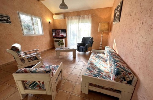 Benquet House | 84 m² Gîte ∙ 3 bedrooms ∙ 6 guests