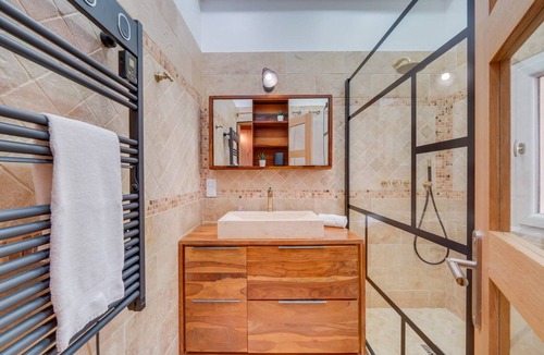 Lormont Apartment | 85 m² Apartment ∙ 2 bedrooms ∙ 4 guests