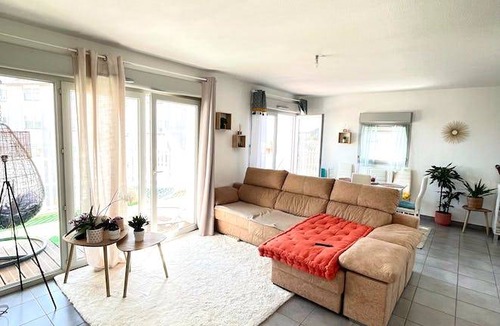 Begles Resort | 85 m² Private room ∙ 1 bedroom ∙ 1 guest