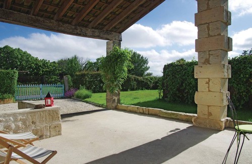 Saint-Fort-sur-Gironde House | 88 m² House ∙ 2 bedrooms ∙ 5 guests