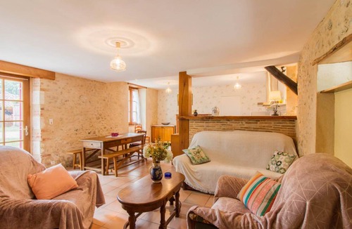Saint-Crepin-d'Auberoche Cottage | 90 m² Cabin ∙ 3 bedrooms ∙ 6 guests