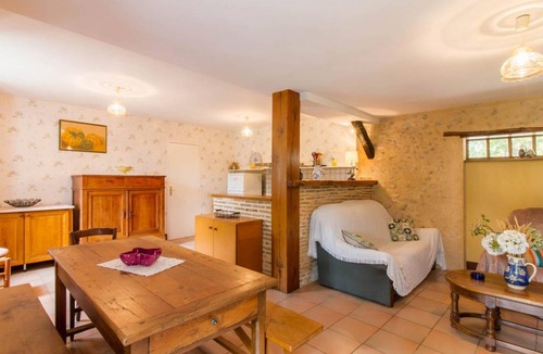 Saint-Crepin-d'Auberoche Cottage | 90 m² Cabin ∙ 3 bedrooms ∙ 6 guests