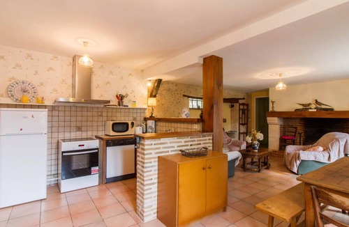 Saint-Crepin-d'Auberoche Cottage | 90 m² Cabin ∙ 3 bedrooms ∙ 6 guests