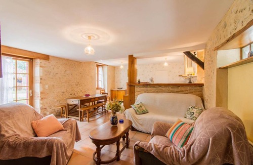 Saint-Crepin-d'Auberoche House | 90 m² Gîte ∙ 3 bedrooms ∙ 6 guests
