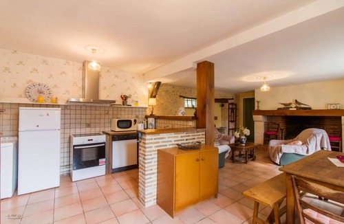 Saint-Crepin-d'Auberoche House | 90 m² Gîte ∙ 3 bedrooms ∙ 6 guests