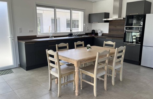 Saint-Martin-de-Seignanx House | 90 m² Gîte ∙ 3 bedrooms ∙ 6 guests