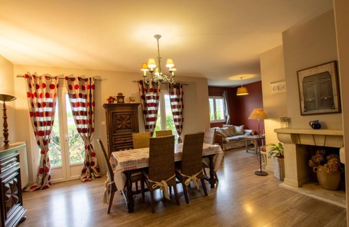 Trelissac House | 90 m² Gîte ∙ 2 bedrooms ∙ 4 guests