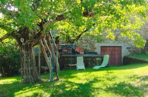 Altillac House | 90 m² Gîte ∙ 2 bedrooms ∙ 6 guests