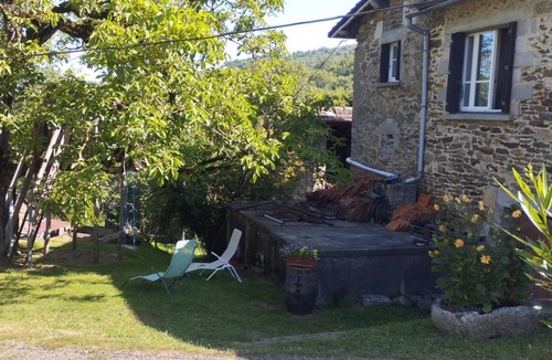 Altillac House | 90 m² Gîte ∙ 2 bedrooms ∙ 6 guests
