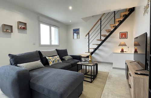 Moumour House | 90 m² Gîte ∙ 2 bedrooms ∙ 4 guests