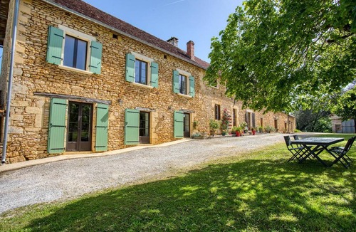 Carlux House | 90 m² Gîte ∙ 2 bedrooms ∙ 5 guests