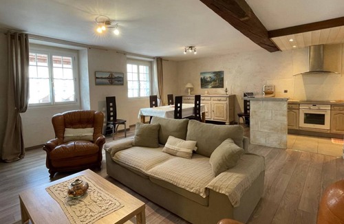 Laruns House | 90 m² Gîte ∙ 2 bedrooms ∙ 4 guests