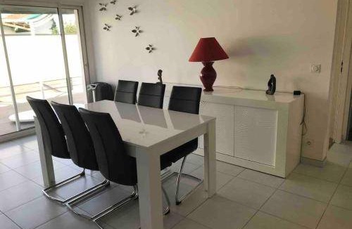 Villenave-d'Ornon House | 90 m² House ∙ 3 bedrooms ∙ 6 guests