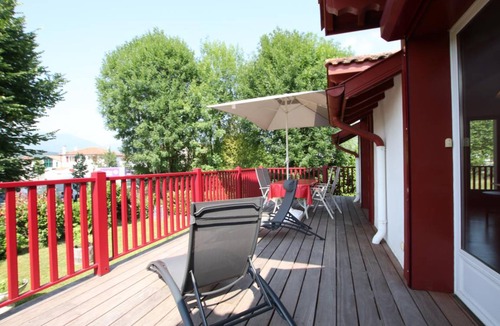 Saint-Jean-Pied-de-Port House | 91 m² Gîte ∙ 2 bedrooms ∙ 4 guests