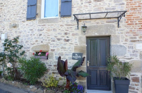Aubazine House | 92 m² Gîte ∙ 2 bedrooms ∙ 4 guests