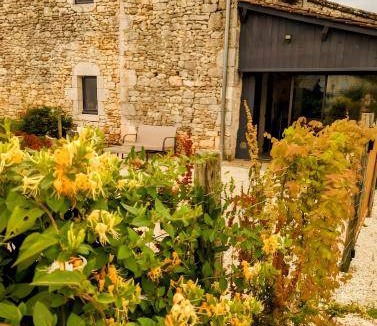 Sigoules House | 92 m² House ∙ 2 bedrooms ∙ 4 guests