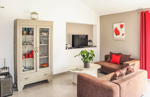 Violes House | 93 m² House ∙ 3 bedrooms ∙ 6 guests