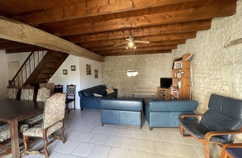 Duil-sur-le-Mignon House | 96 m² House ∙ 3 bedrooms ∙ 7 guests