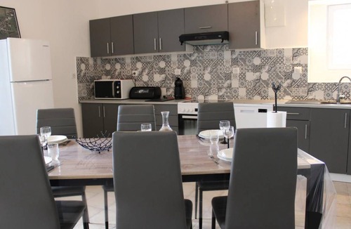Oradour-Fanais Cottage | 97 m² Cabin ∙ 3 bedrooms ∙ 6 guests