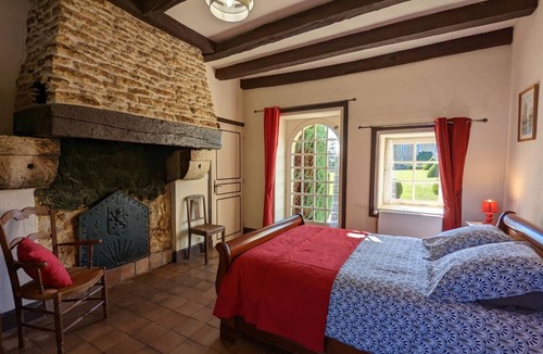 Cherves-Richemont Cottage | 98 m² Cabin ∙ 2 bedrooms ∙ 5 guests
