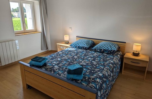 Puyreaux Cottage | 98 m² Cabin ∙ 2 bedrooms ∙ 4 guests
