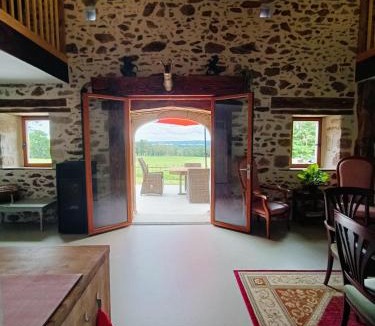 La Peruse Bed & Breakfast | A L'Ombre Du Marronnier GITES