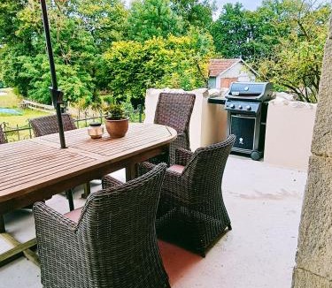 La Peruse Bed & Breakfast | A L'Ombre Du Marronnier GITES