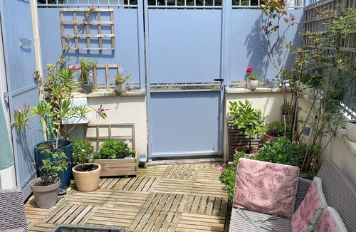 Quartier de l'Hippodrome House | Air-conditioned house 50m² with terrace, parking - 7 min shops and 10 min beach.