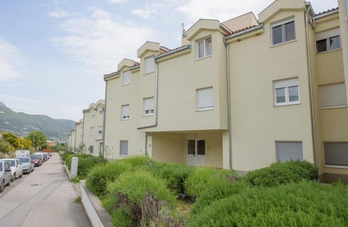 Rudine Apartment | Aket Apartment