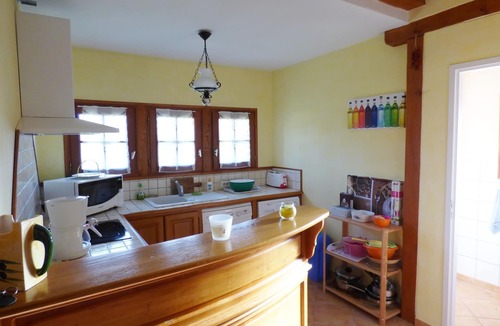 Salagnac Cottage | All houses Salagnac pool. Ideal large family group of friends.